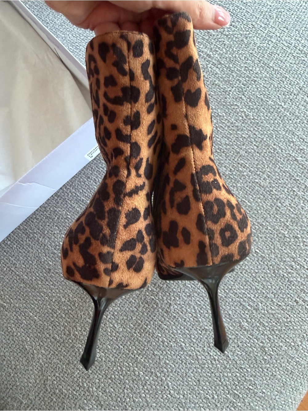 Madden Girl Richie Leopard Pointed Toe Kitten Heel Booties 9 BNIB - Picture 9 of 16